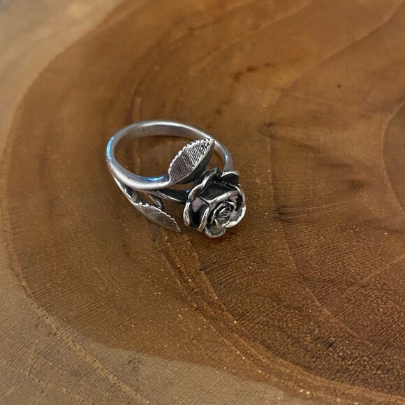 RETIRED James Avery Rose Ring, Size 6 or 6.5, Sterling Silver - Picture 1 of 4